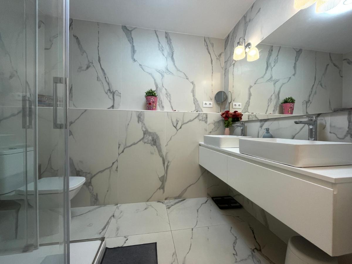 Bcn Centric Rooms Barcelona Buitenkant foto